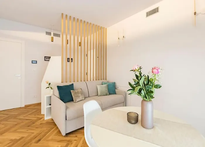 Home4Holidays San Carlo